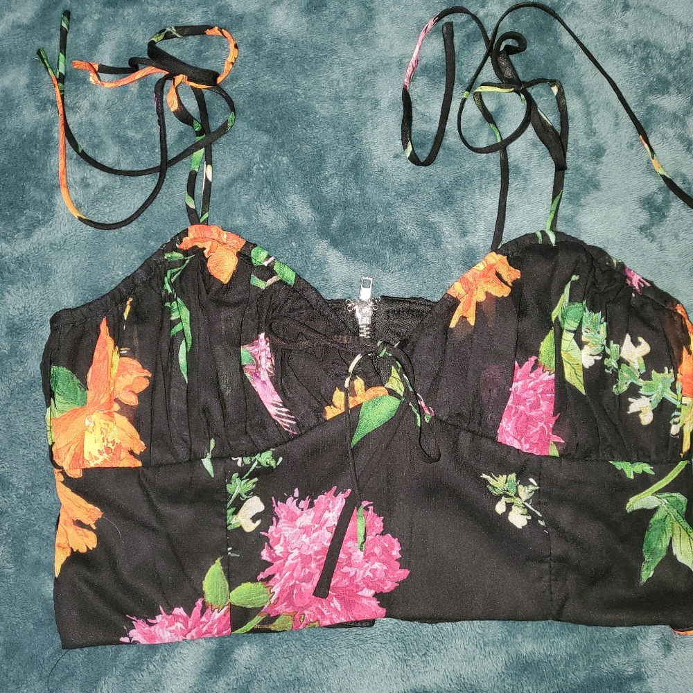 Urban outfitters crop top